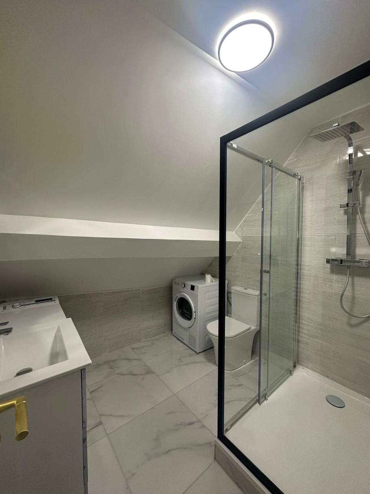 Appartement Calme Moderne Proche De Disneyland Wifi & Cafe Gratuit & Arrivee Autonome Бюсси-Сен-Жорж Экстерьер фото