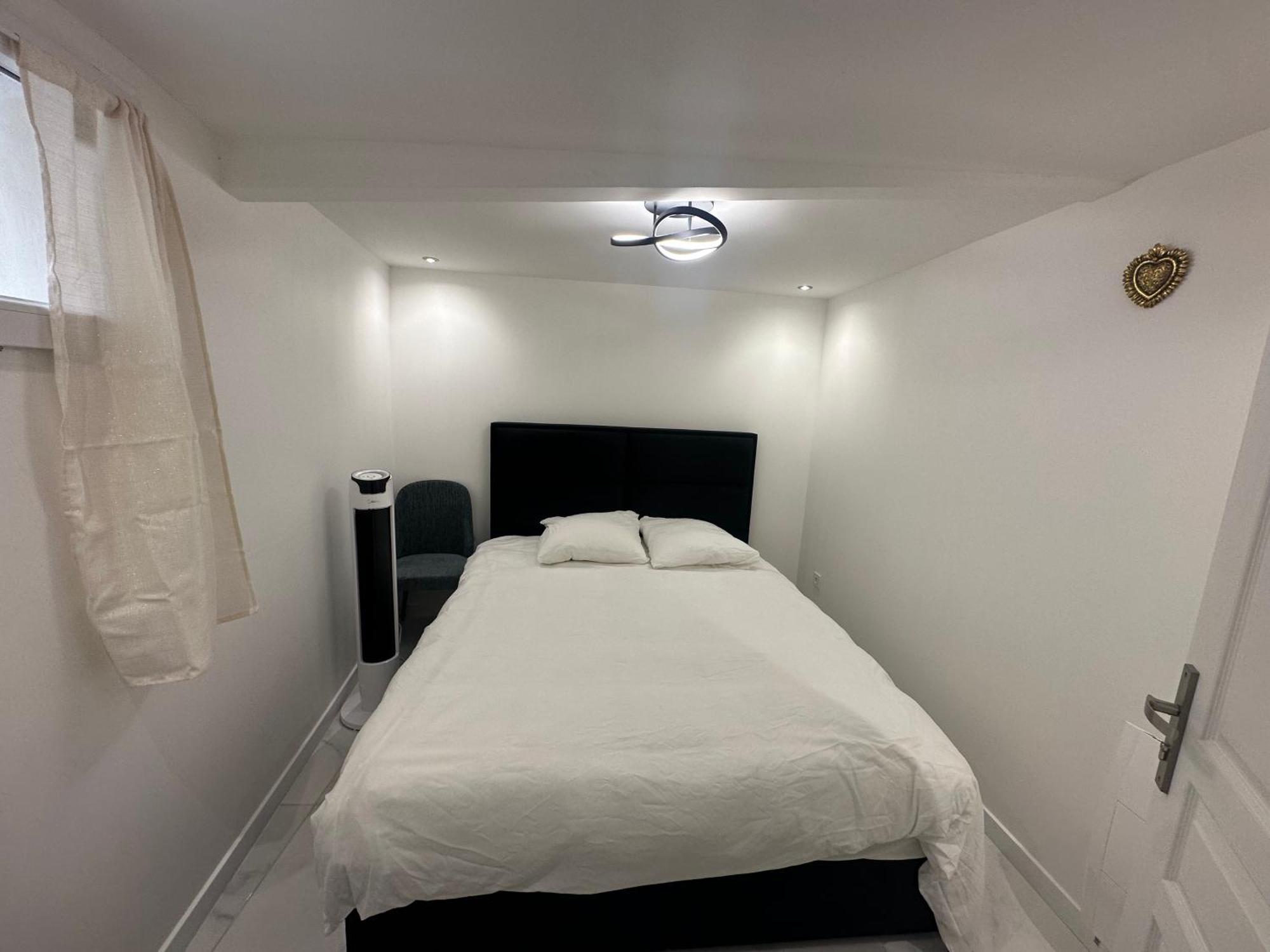 Appartement Calme Moderne Proche De Disneyland Wifi & Cafe Gratuit & Arrivee Autonome Бюсси-Сен-Жорж Экстерьер фото