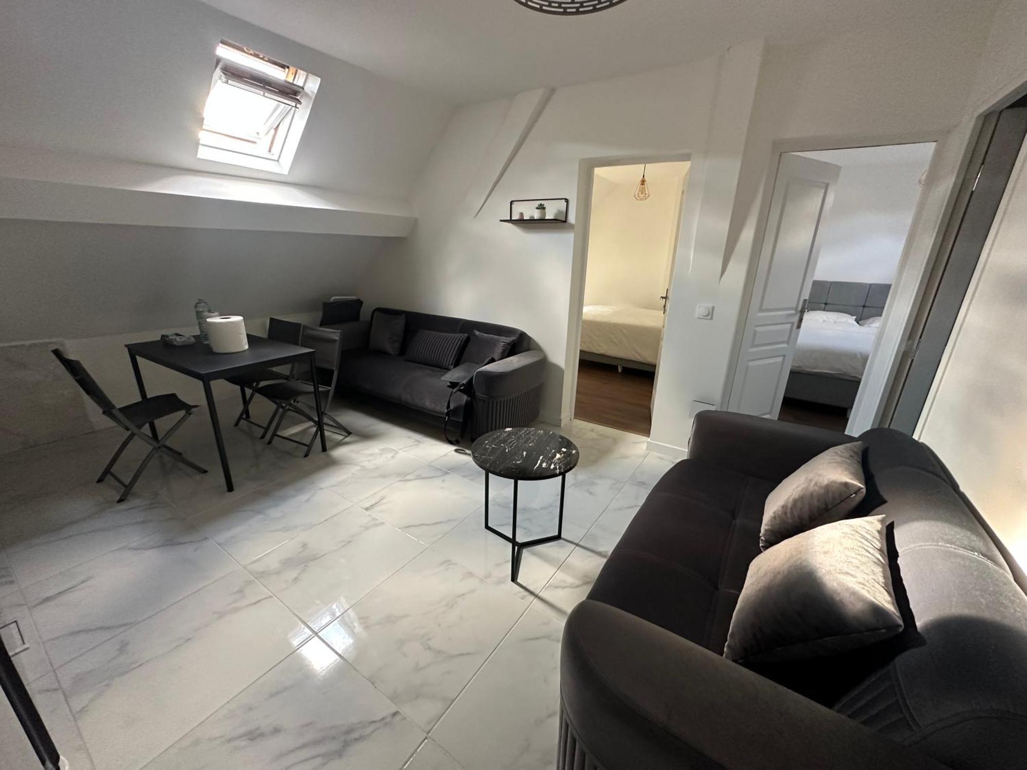 Appartement Calme Moderne Proche De Disneyland Wifi & Cafe Gratuit & Arrivee Autonome Бюсси-Сен-Жорж Экстерьер фото