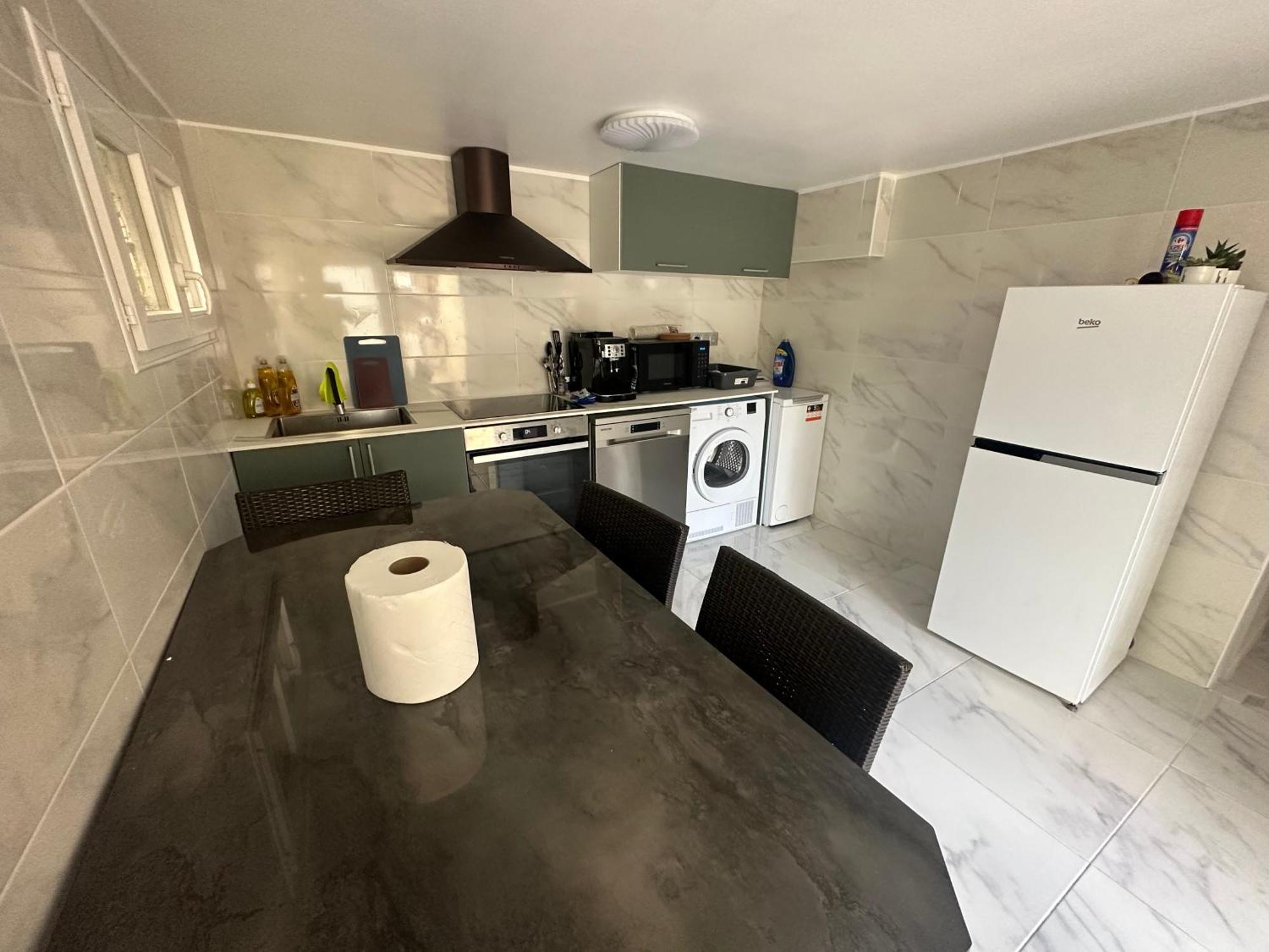 Appartement Calme Moderne Proche De Disneyland Wifi & Cafe Gratuit & Arrivee Autonome Бюсси-Сен-Жорж Экстерьер фото
